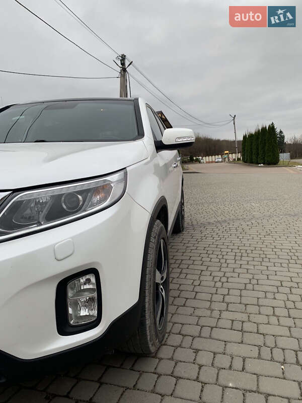 Позашляховик / Кросовер Kia Sorento 2014 в Миколаєві
