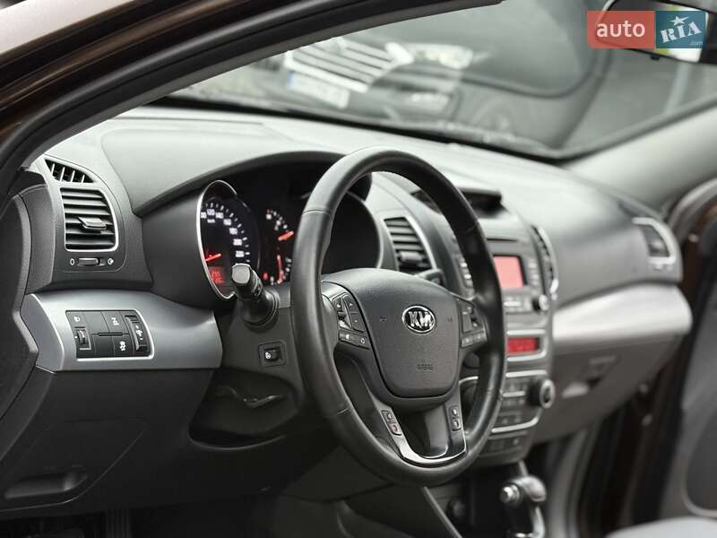 Внедорожник / Кроссовер Kia Sorento 2013 в Виннице фото 35 Внедорожник / Кроссовер Kia Sorento 2013 в Виннице