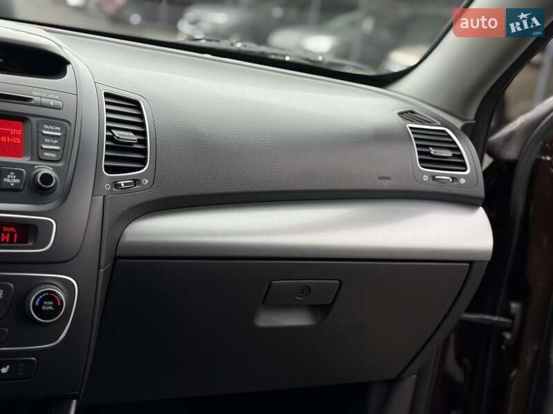 Внедорожник / Кроссовер Kia Sorento 2013 в Виннице фото 39 Внедорожник / Кроссовер Kia Sorento 2013 в Виннице