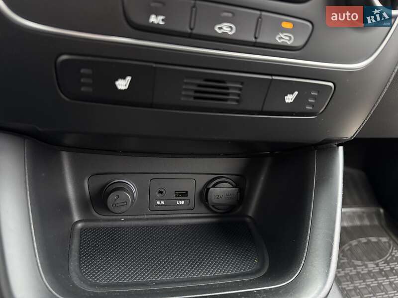 Внедорожник / Кроссовер Kia Sorento 2013 в Виннице фото 46 Внедорожник / Кроссовер Kia Sorento 2013 в Виннице