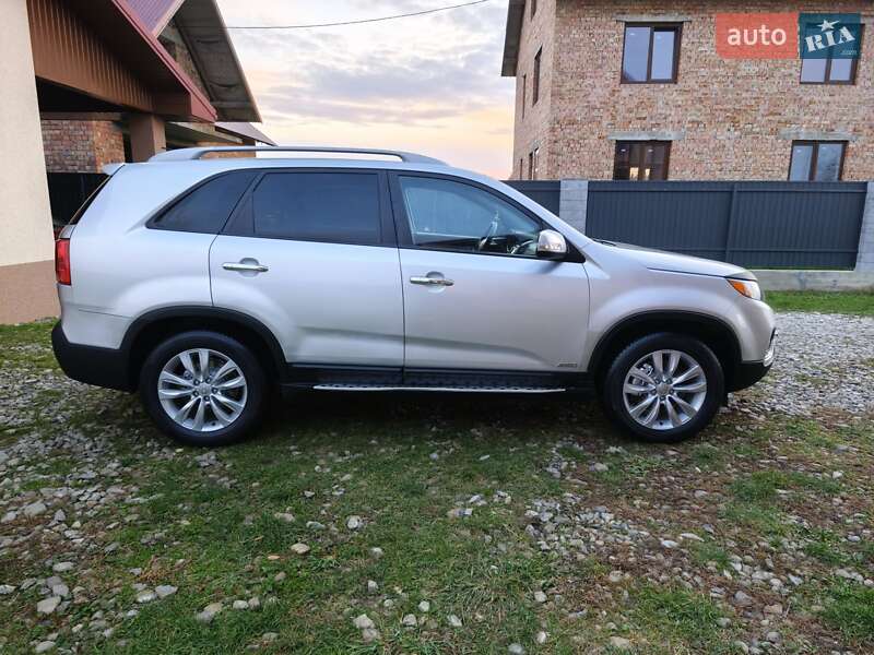 Позашляховик / Кросовер Kia Sorento 2010 в Коломиї