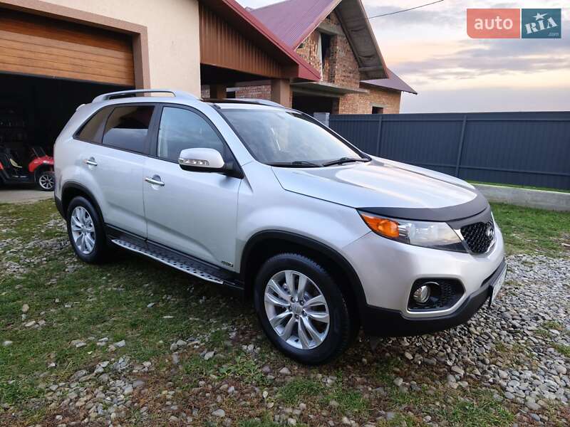 Позашляховик / Кросовер Kia Sorento 2010 в Коломиї