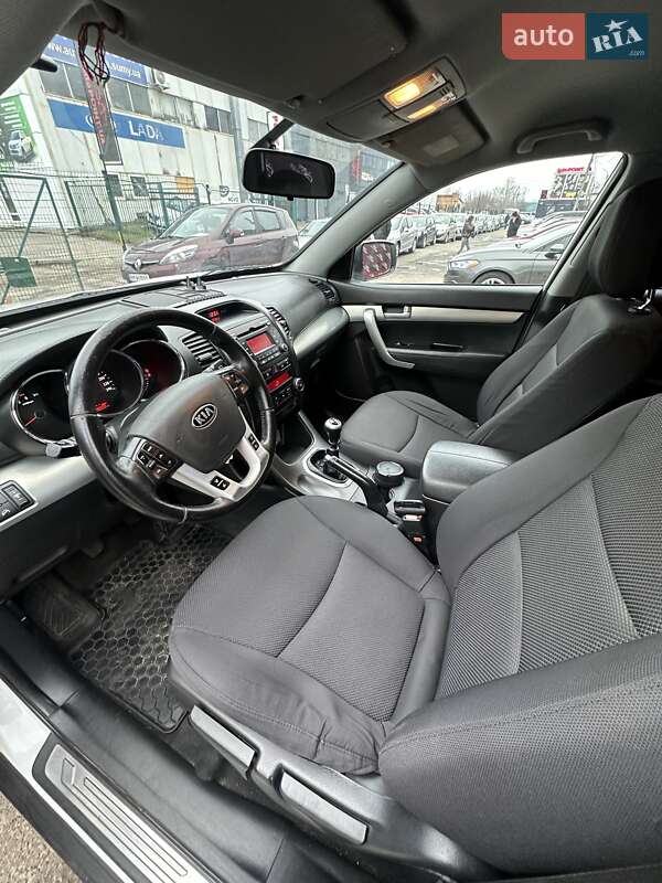 Внедорожник / Кроссовер Kia Sorento 2012 в Сумах