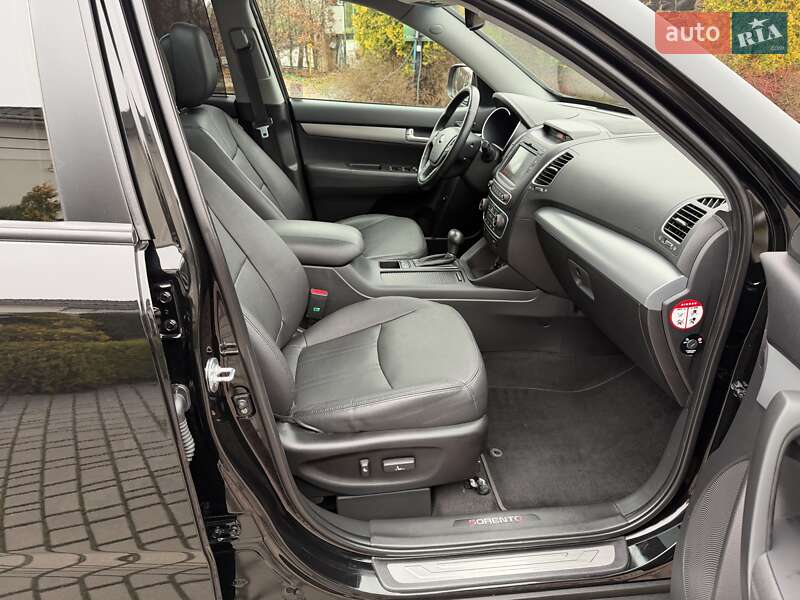 Позашляховик / Кросовер Kia Sorento 2014 в Луцьку