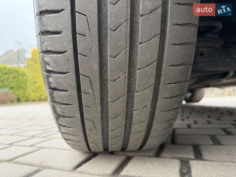 Позашляховик / Кросовер Kia Sorento 2014 в Луцьку