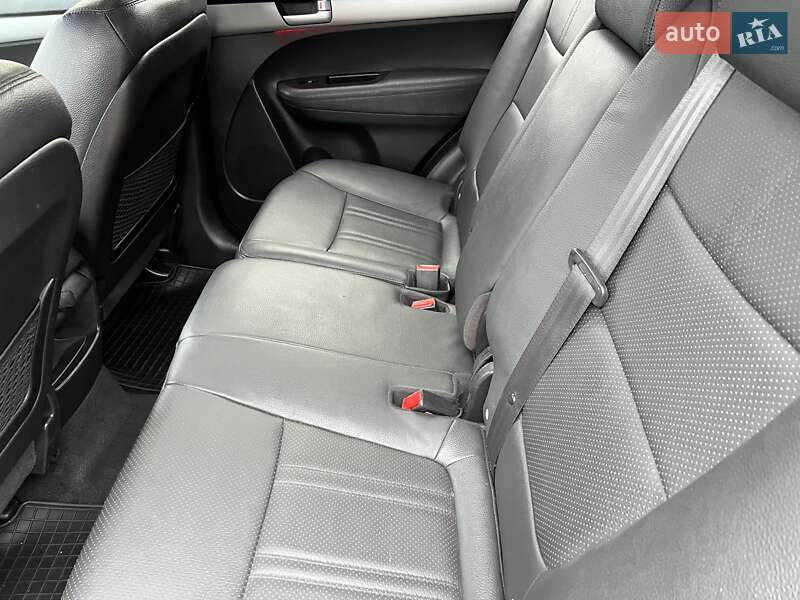 Внедорожник / Кроссовер Kia Sorento 2014 в Радивилове