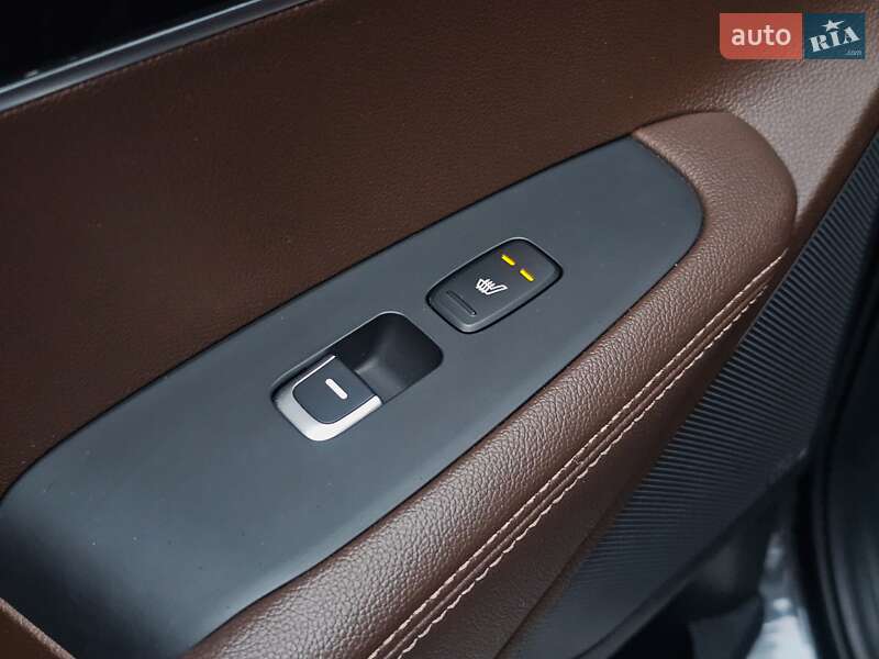 Внедорожник / Кроссовер Kia Sorento 2016 в Киеве