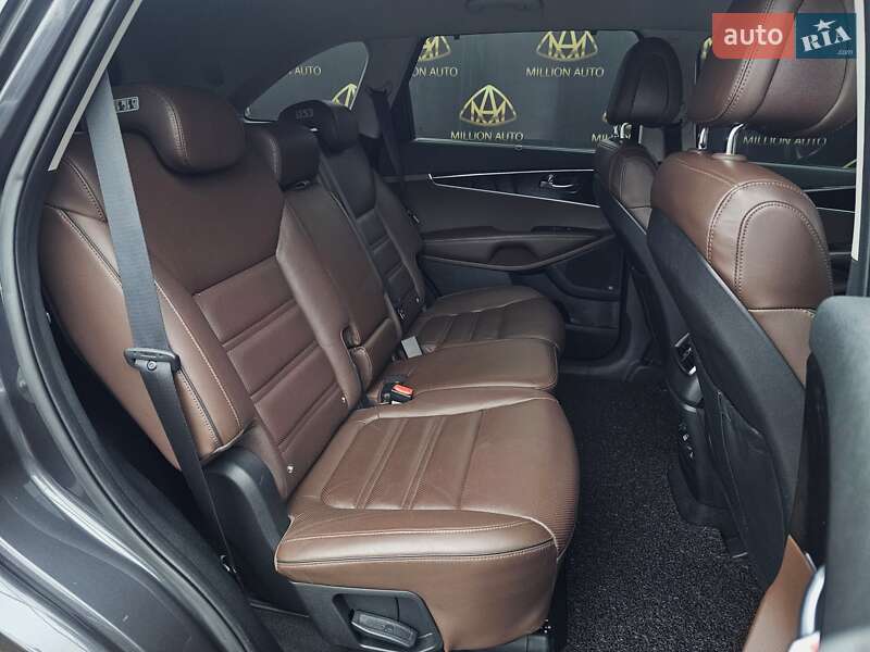 Внедорожник / Кроссовер Kia Sorento 2016 в Киеве