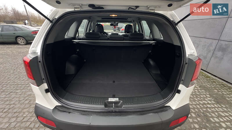 Внедорожник / Кроссовер Kia Sorento 2011 в Львове