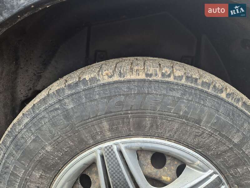 Внедорожник / Кроссовер Kia Sorento 2006 в Великой Александровке