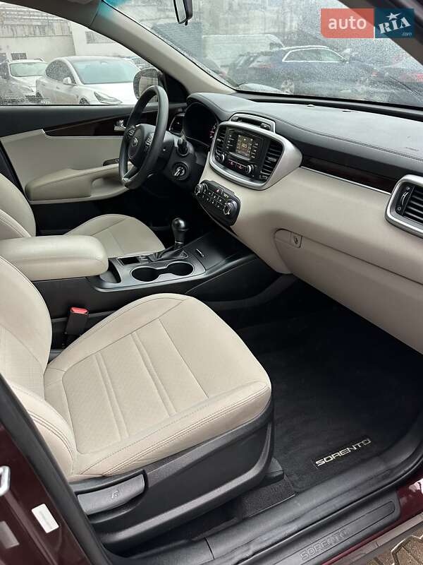 Позашляховик / Кросовер Kia Sorento 2017 в Києві фото 20 Позашляховик / Кросовер Kia Sorento 2017 в Києві
