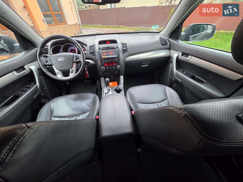 Позашляховик / Кросовер Kia Sorento 2012 в Самборі