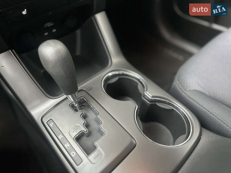 Позашляховик / Кросовер Kia Sorento 2012 в Києві