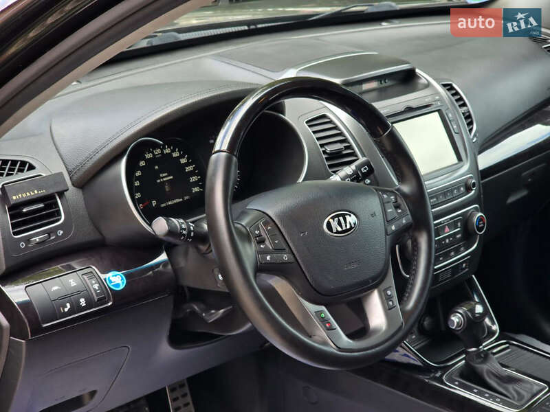 Внедорожник / Кроссовер Kia Sorento 2014 в Дубно фото 7 Внедорожник / Кроссовер Kia Sorento 2014 в Дубно