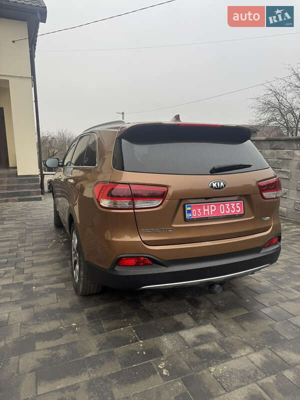 Позашляховик / Кросовер Kia Sorento 2015 в Рівному
