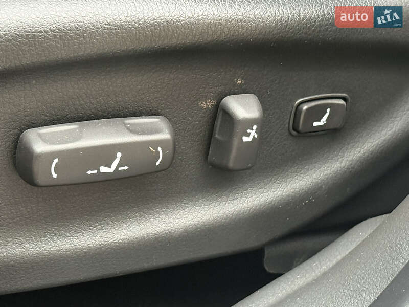 Внедорожник / Кроссовер Kia Sorento 2015 в Ровно фото 65 Внедорожник / Кроссовер Kia Sorento 2015 в Ровно