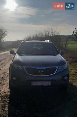 Позашляховик / Кросовер Kia Sorento 2012 в Мені