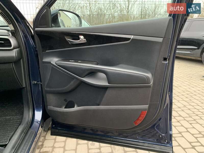 Позашляховик / Кросовер Kia Sorento 2014 в Бердичеві