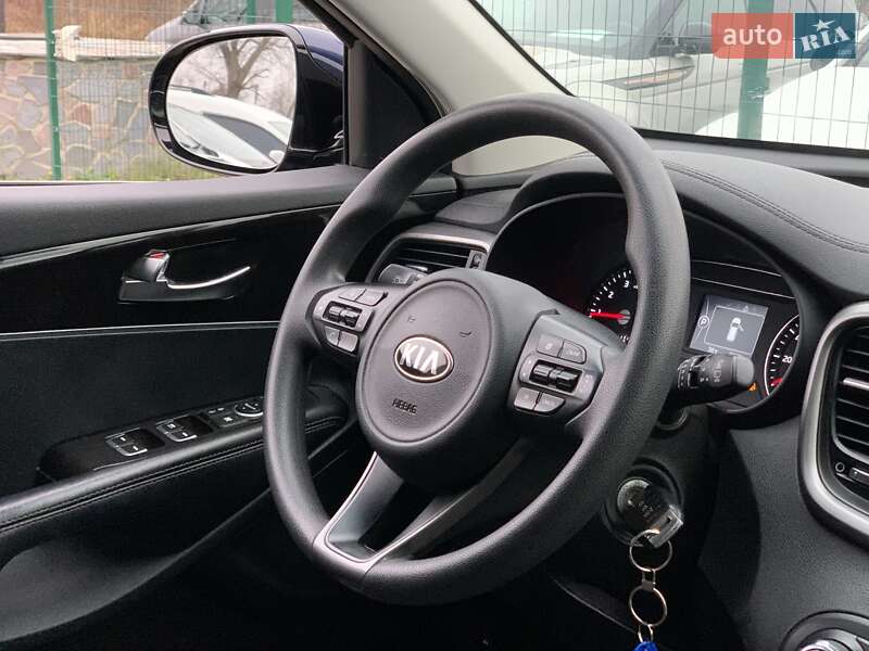 Позашляховик / Кросовер Kia Sorento 2014 в Бердичеві
