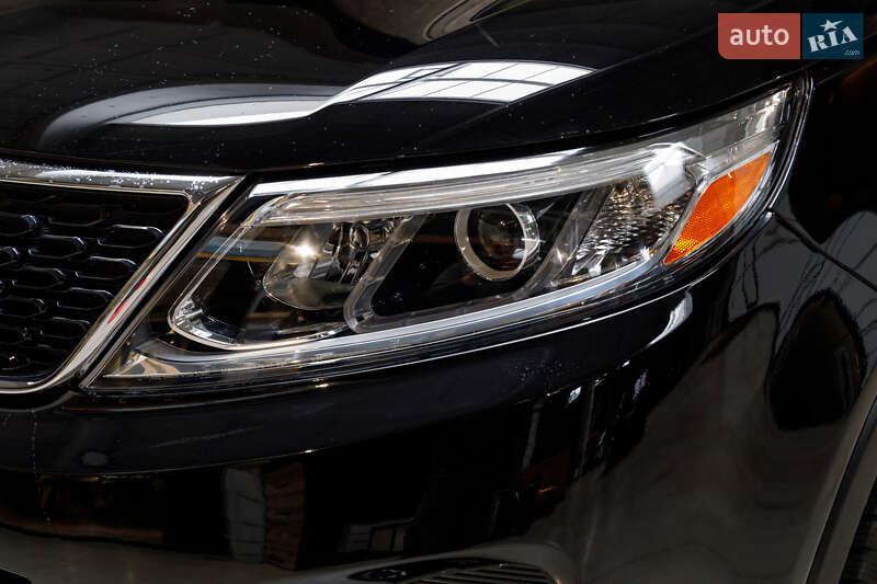 Позашляховик / Кросовер Kia Sorento 2013 в Луцьку