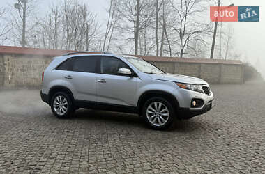 Позашляховик / Кросовер Kia Sorento 2010 в Чернівцях