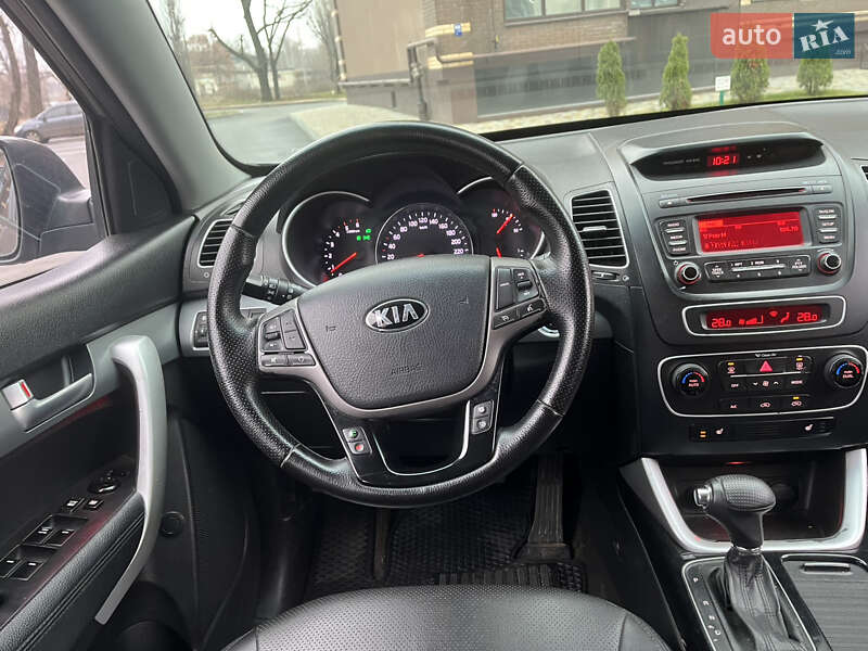 Позашляховик / Кросовер Kia Sorento 2013 в Чернігові