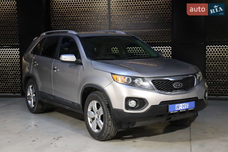 Позашляховик / Кросовер Kia Sorento 2012 в Луцьку