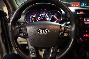 Позашляховик / Кросовер Kia Sorento 2012 в Луцьку