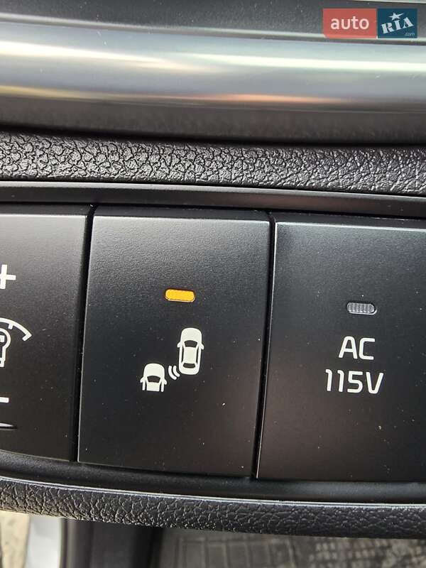 Внедорожник / Кроссовер Kia Sorento 2015 в Запорожье