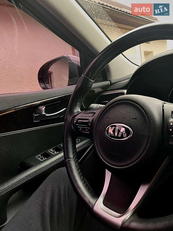 Позашляховик / Кросовер Kia Sorento 2016 в Тернополі