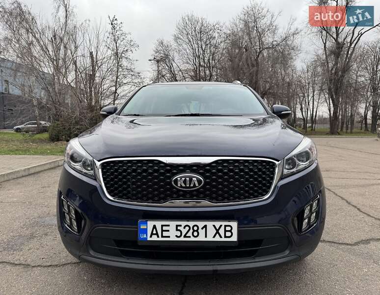 Внедорожник / Кроссовер Kia Sorento 2017 в Кривом Роге