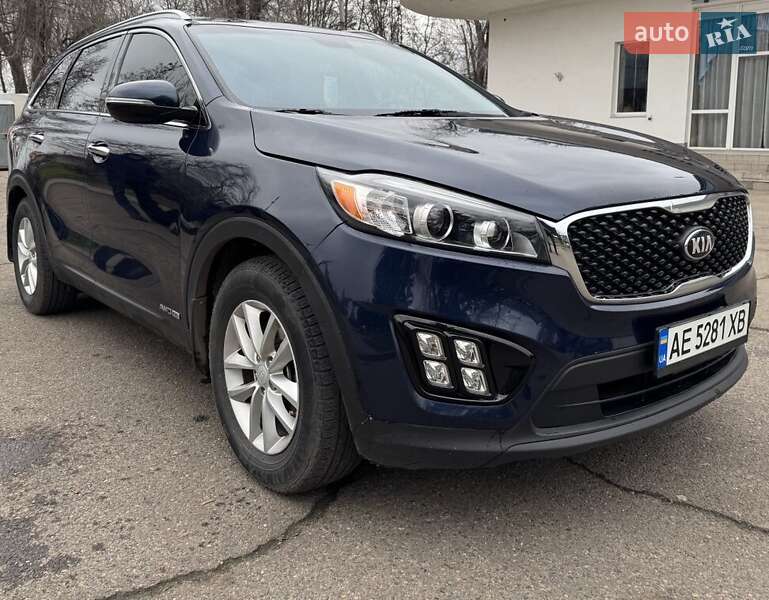 Внедорожник / Кроссовер Kia Sorento 2017 в Кривом Роге