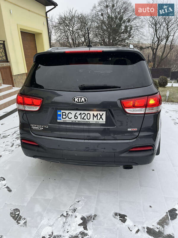 Позашляховик / Кросовер Kia Sorento 2016 в Львові