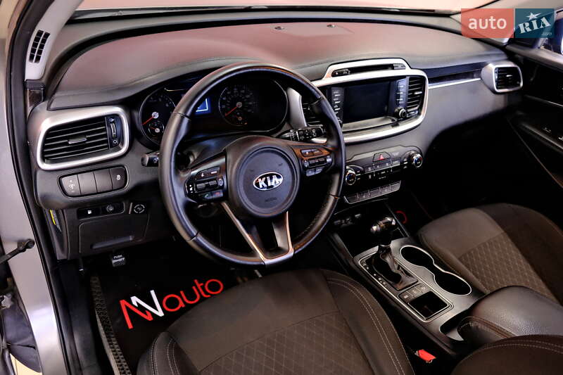 Позашляховик / Кросовер Kia Sorento 2017 в Одесі фото 30 Позашляховик / Кросовер Kia Sorento 2017 в Одесі