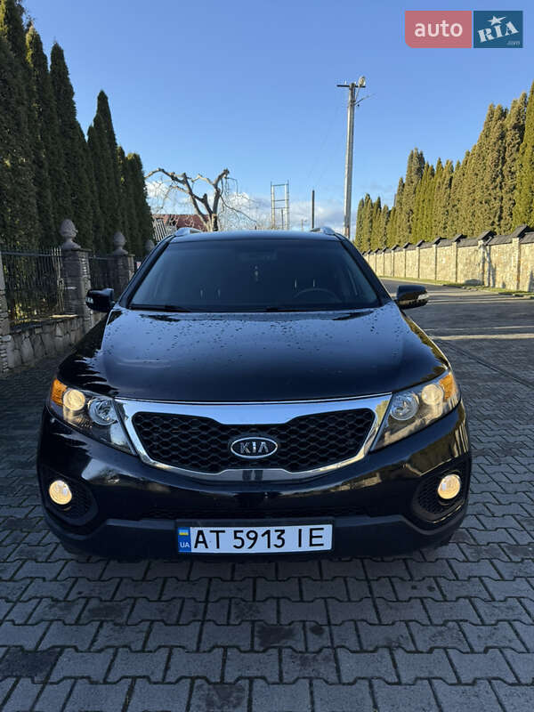 Позашляховик / Кросовер Kia Sorento 2011 в Надвірній