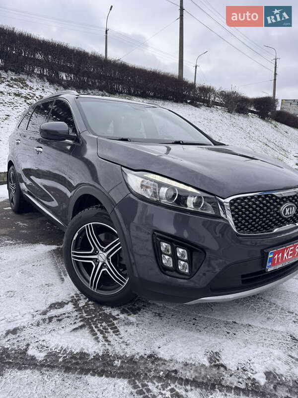 Позашляховик / Кросовер Kia Sorento 2016 в Луцьку