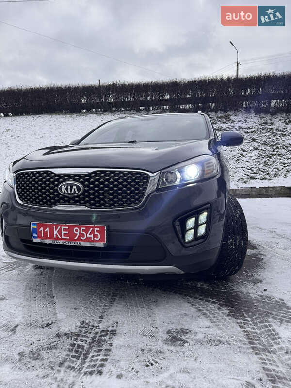 Позашляховик / Кросовер Kia Sorento 2016 в Луцьку