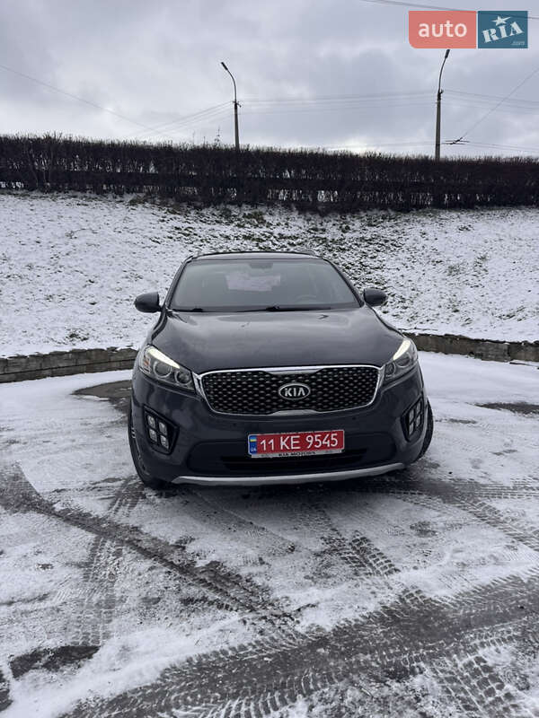 Позашляховик / Кросовер Kia Sorento 2016 в Луцьку