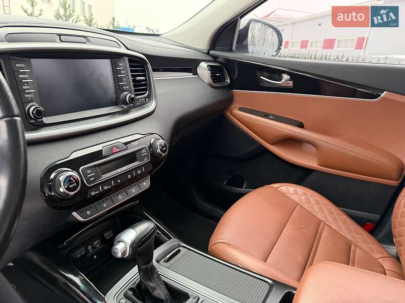 Позашляховик / Кросовер Kia Sorento 2018 в Луцьку