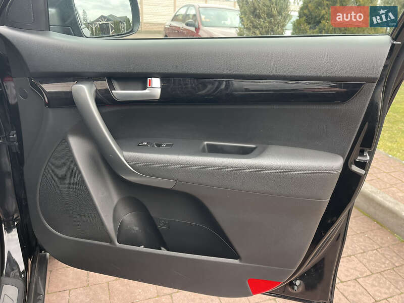 Внедорожник / Кроссовер Kia Sorento 2014 в Стрые