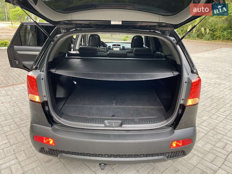 Внедорожник / Кроссовер Kia Sorento 2011 в Дрогобыче фото 45 Внедорожник / Кроссовер Kia Sorento 2011 в Дрогобыче
