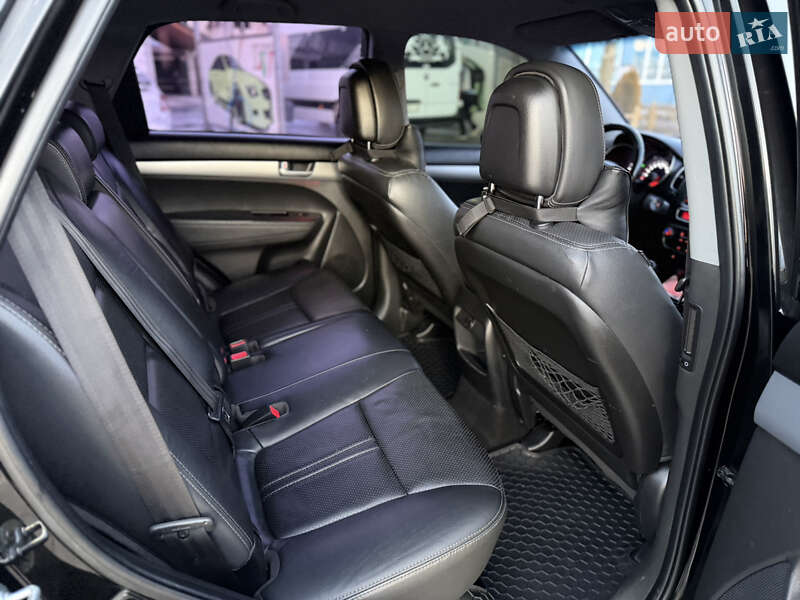 Внедорожник / Кроссовер Kia Sorento 2013 в Хусте