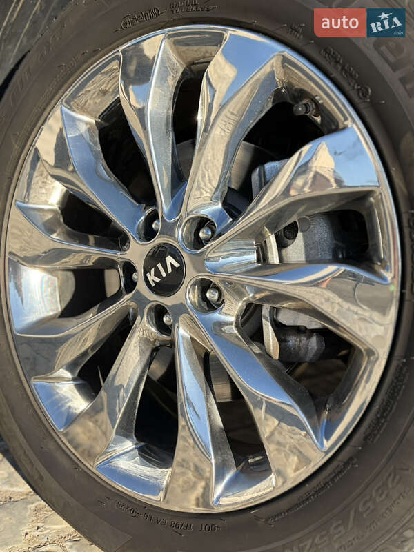Внедорожник / Кроссовер Kia Sorento 2017 в Одессе фото 7 Внедорожник / Кроссовер Kia Sorento 2017 в Одессе