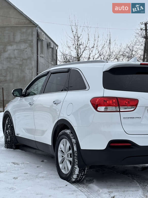 Внедорожник / Кроссовер Kia Sorento 2017 в Ровно