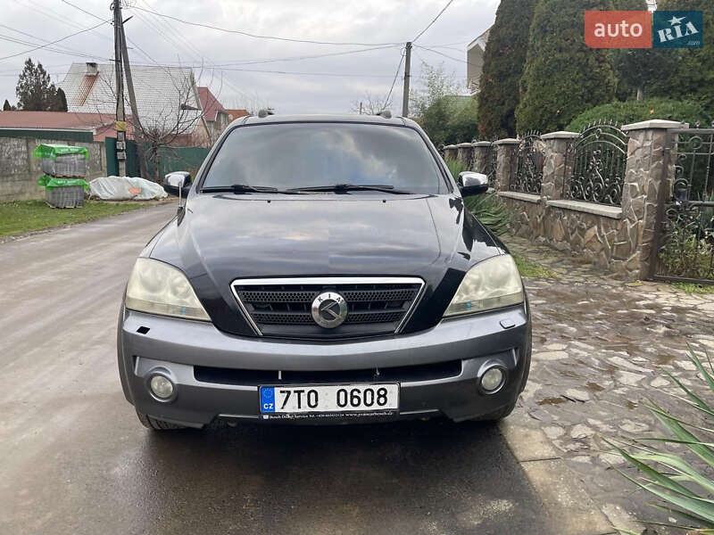 Внедорожник / Кроссовер Kia Sorento 2004 в Днепре