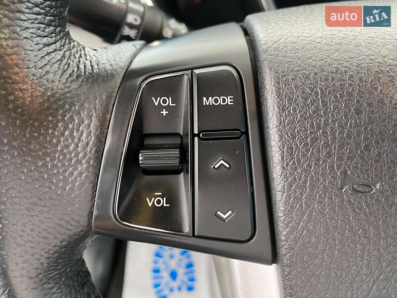 Внедорожник / Кроссовер Kia Sorento 2012 в Львове фото 13 Внедорожник / Кроссовер Kia Sorento 2012 в Львове