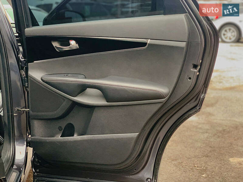 Позашляховик / Кросовер Kia Sorento 2016 в Вінниці фото 24 Позашляховик / Кросовер Kia Sorento 2016 в Вінниці