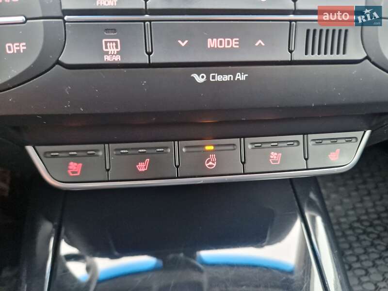 Внедорожник / Кроссовер Kia Sorento 2016 в Виннице