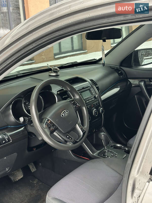 Внедорожник / Кроссовер Kia Sorento 2011 в Львове