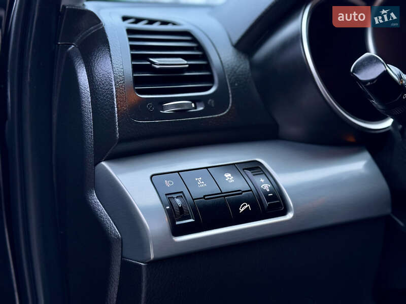 Внедорожник / Кроссовер Kia Sorento 2009 в Межгорье